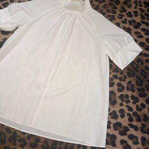 Chic White Mini Dress/Tunic